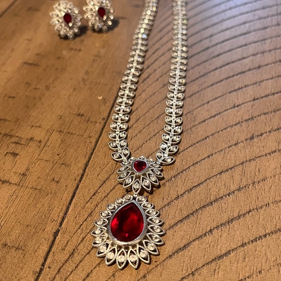 vintage necklace - Picture 3 of 5